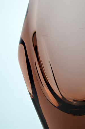 * MAGNIFICENT ZBS CZECH ART GLASS VASE, DESIGNED BY PROF MILOSLAV KLINGER (1922-1999)