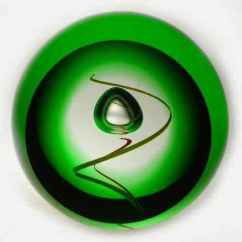 PERHAPS THE FINEST SCULPTURAL PAPERWEIGHT EVER! CONTEMPORY & MODERN DESIGN BY PAVEL HAVELKA (1969-)