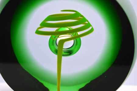 PERHAPS THE FINEST SCULPTURAL PAPERWEIGHT EVER! CONTEMPORY & MODERN DESIGN BY PAVEL HAVELKA (1969-)