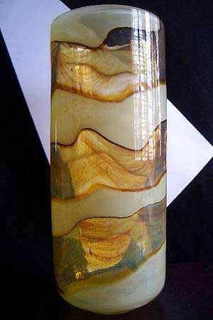 A RARE MICHAEL HARRIS MDINA ART GLASS VASE FROM THE 1970s : AUTUMN RANGE IN SHADES OF AMBER & BROWN