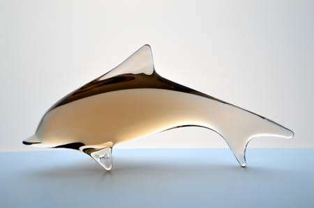 ELEGANT EARLY 1970s ZBS CZECH ART GLASS SCULPTURE OF A DOLPHIN, DESIGNED MILOSLAV JANKU (1916-1994)