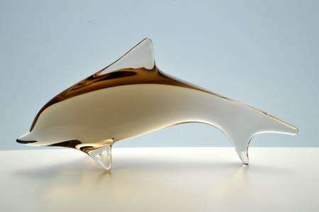 ELEGANT EARLY 1970s ZBS CZECH ART GLASS SCULPTURE OF A DOLPHIN, DESIGNED MILOSLAV JANKU (1916-1994)