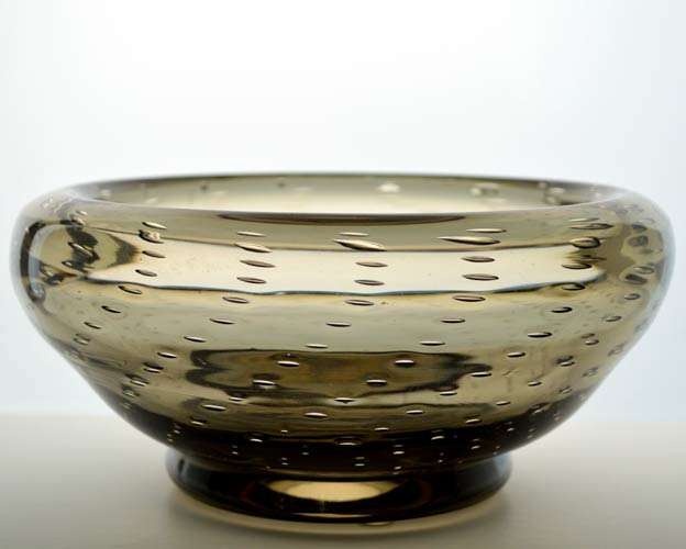 * MAGNIFICENT ZBS CZECH ART GLASS BOWL, DESIGNED BY PROF MILOSLAV KLINGER (1922-1999)