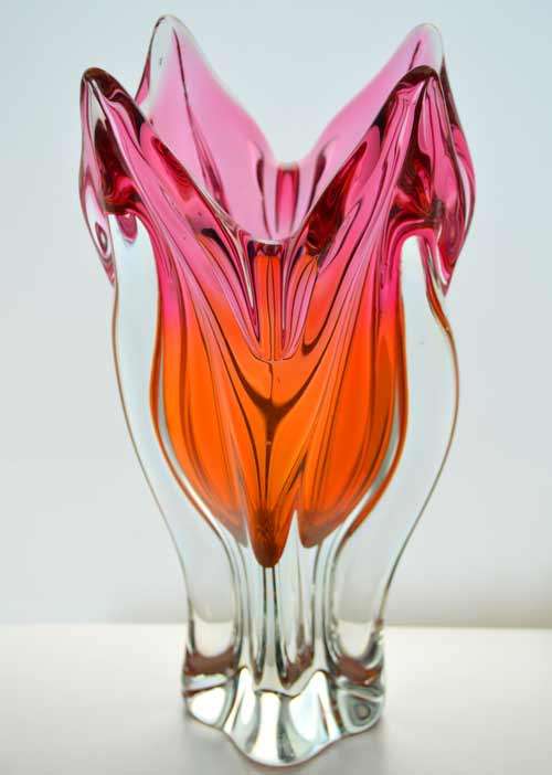 EXTRA LARGE CZECH ART GLASS CHRIBSKA SCULPTURAL VASE DESIGNED BY PROF JOSEF HOSPODKA IN THE 1970s