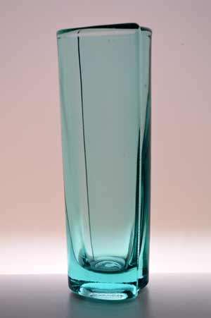 RARE & BEAUTIFUL CZECH ART GLASS ARCHITECTURAL VASE, DESIGNED BY MILOS FILIP IN 1966 FOR ROSICE SKLO