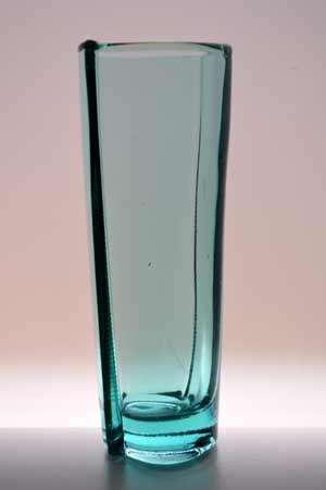 RARE & BEAUTIFUL CZECH ART GLASS ARCHITECTURAL VASE, DESIGNED BY MILOS FILIP IN 1966 FOR ROSICE SKLO