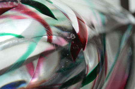 * SUPERB MAASTRICHT PINK, GREEN AND CLEAR SIGNED GLASS BOWL, DESIGNED BY MAX VERBOEKET, WITH LABEL