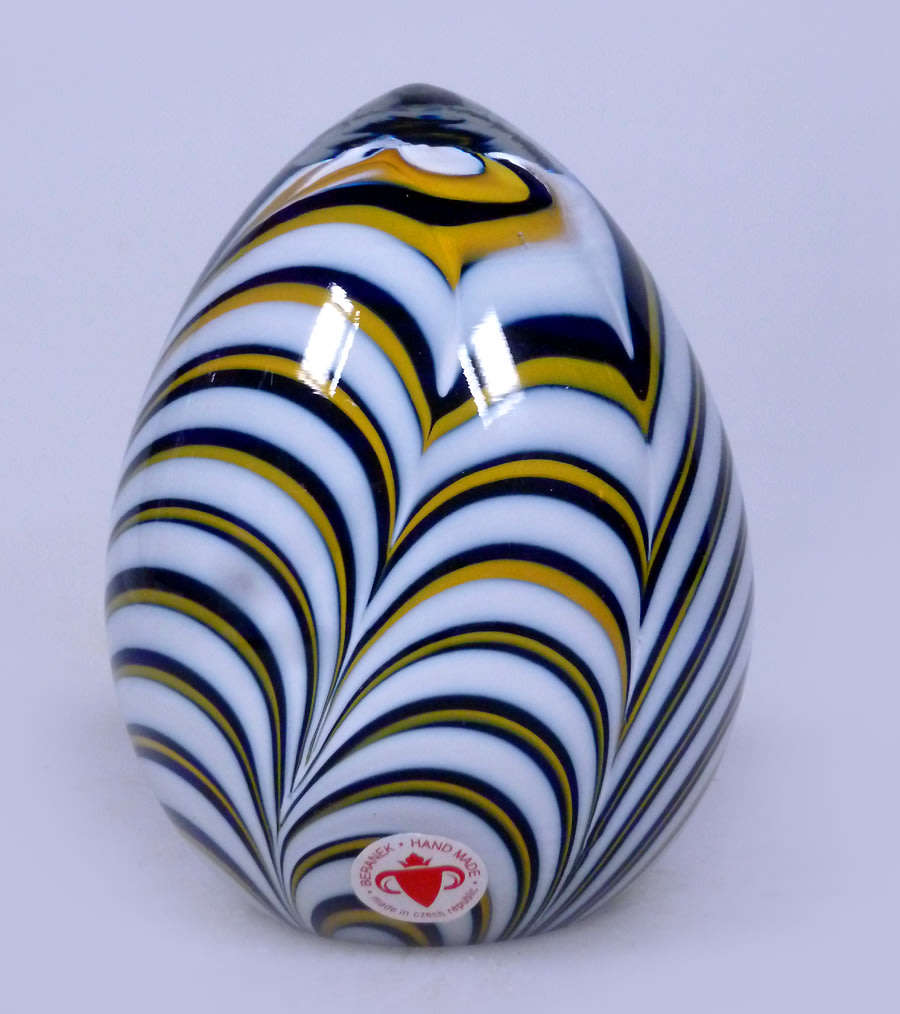 A LARGE & DAZZLINGLY BEAUTIFUL CZECH ART GLASS PAPERWEIGHT DESIGNED BY JIRI SAMEK FOR BERANEK