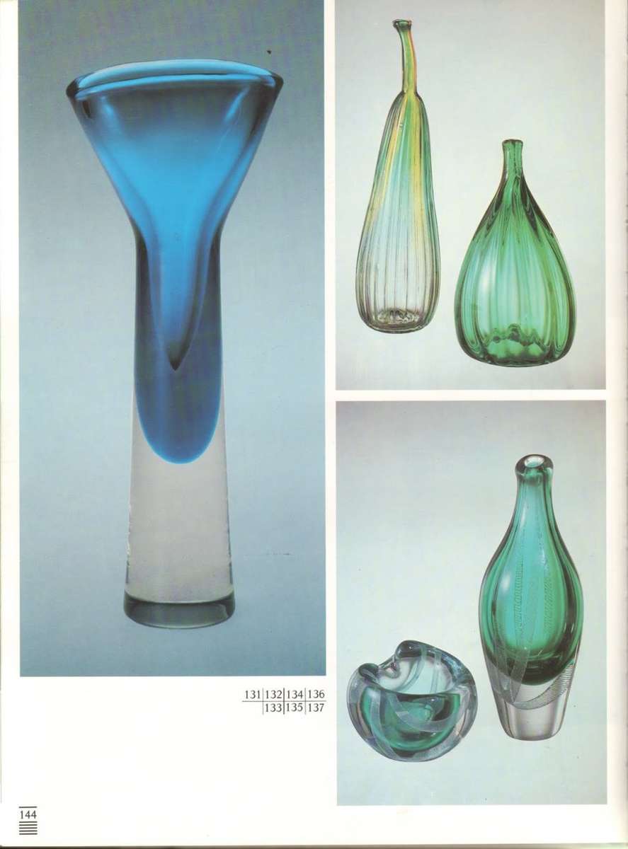A BEAUTIFUL & RARE FIND: 'EVENING BLUE' VASE, DESIGNED BY MILAN METELAK FOR HARRACHOV GLASS IN 1958