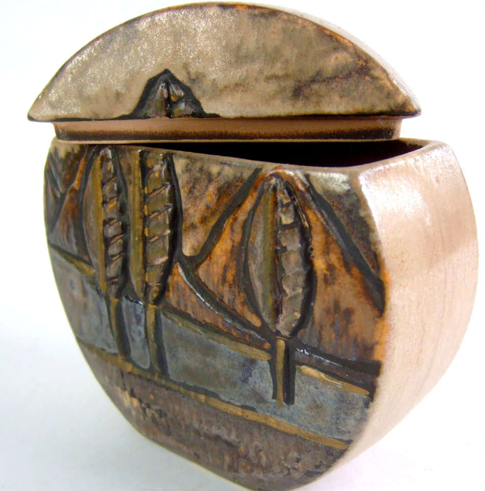 * SENSATIONAL & HIGHLY COLLECTABLE RETRO `FAT LAVA` GERMAN ART POTTERY / ART CERAMICS FROM THE 1970s