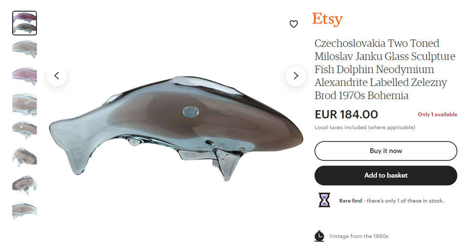 ELEGANT EARLY 1970s ZBS CZECH ART GLASS SCULPTURE OF A DOLPHIN, DESIGNED MILOSLAV JANKU (1916-1994)