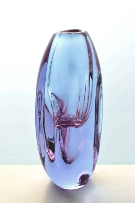 MAGNIFICENT ZBS CZECH ART GLASS SCULPTURAL VASE, DESIGN PROF MILOSLAV KLINGER (1922-1999)