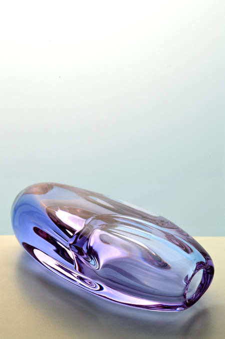 MAGNIFICENT ZBS CZECH ART GLASS SCULPTURAL VASE, DESIGN PROF MILOSLAV KLINGER (1922-1999)