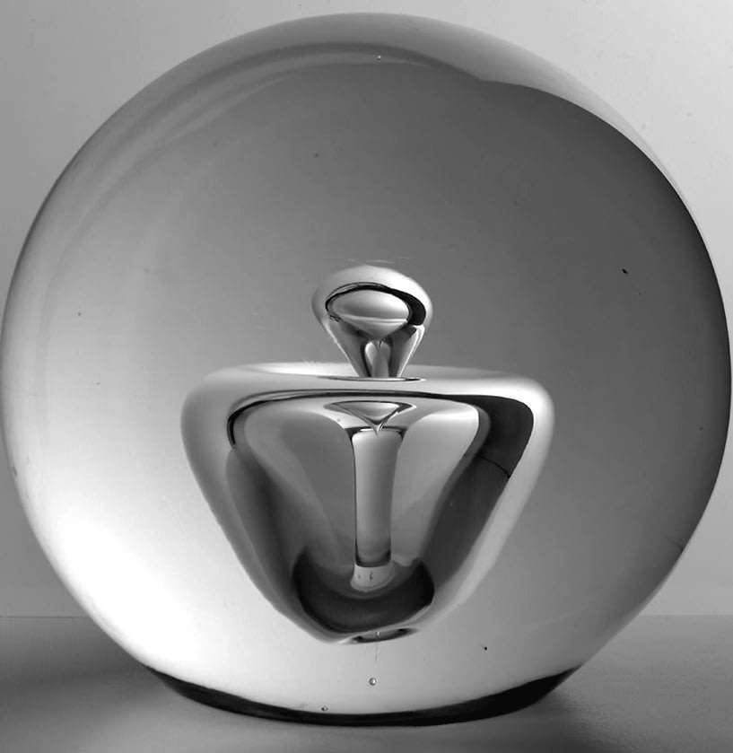 Gigantic and absolutely magnificent Skrdlovice paperweight designed by Rudolf Beranek in 1971