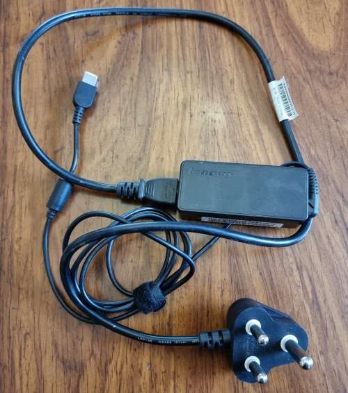 Lenovo G50 i7-4558U 8Gb RAM 512GB SSD 2GB AMD Radeon HD 8500 GPU