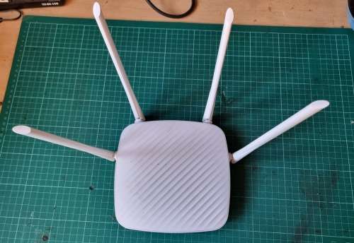 Tenda 600Mbps Wireless N Router