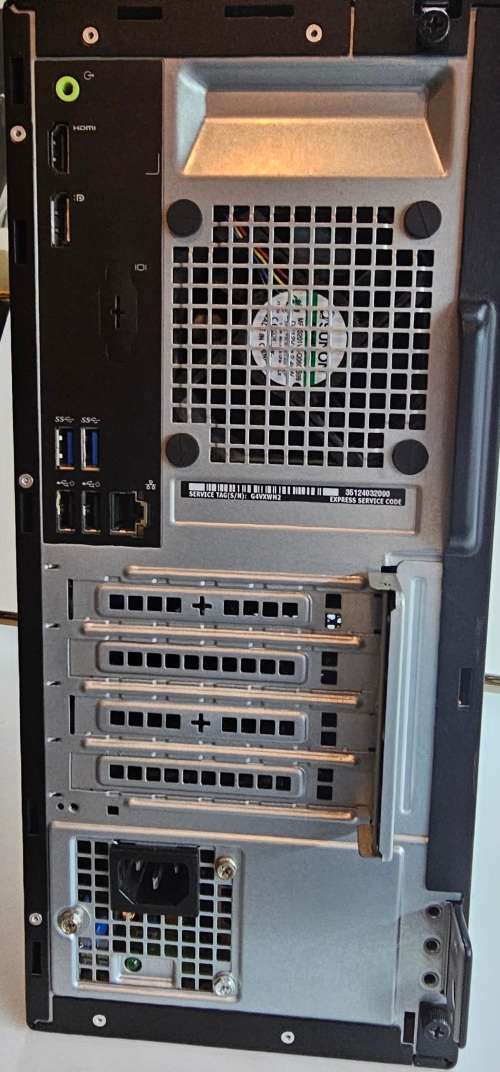 Dell Optiplex 3050 Desktop i5-7500 8GB RAM 256GB SSD