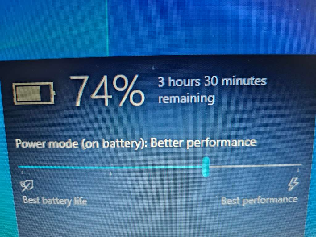 Acer Aspire 3 - Core I3-8145U (8th gen) 8GB RAM 512GB NVMe SSD