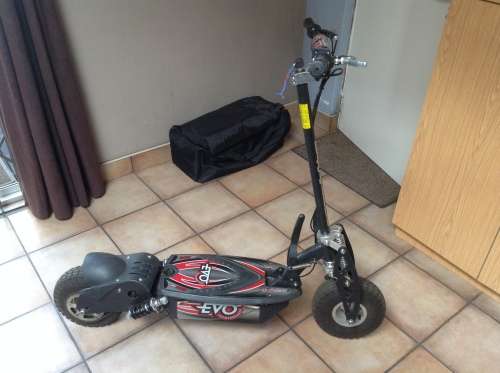 EVO 800w Electric Scooter