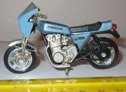 KAWASAKI 1000CC