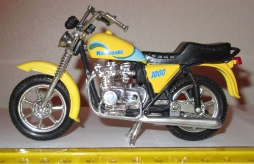 KAWASAKI 1000CC