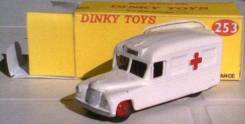 DAIMLER AMBULANCE DINKY 253 WITH REPRO BOX