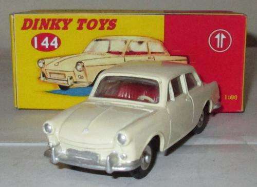 DINKY 144 1969 VW 1500 PLUS REPRO BOX.