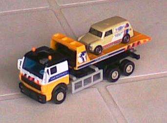 MERC BENZ CAR RECOVERY TRUCK + MINI VAN.