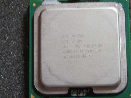 USED INTEL PENTIUM 3.0Ghz/IM/880/048    5.41, SL906