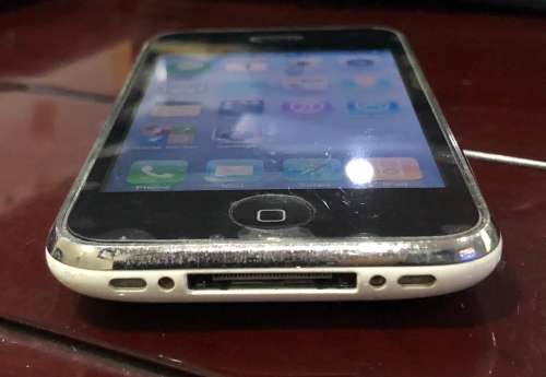 IPHONE 3GS WHITE 32gb
