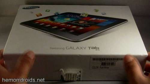 Samsung Galaxy Tab 8.9 Wifi and 3G (GT-P7300) - READ