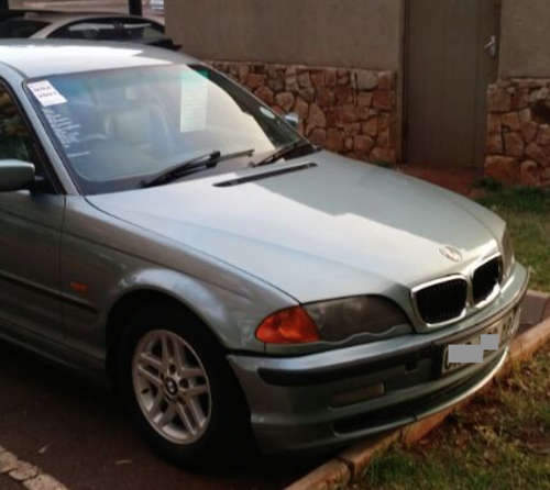 BMW 318i Manual 2001 model with  179000km