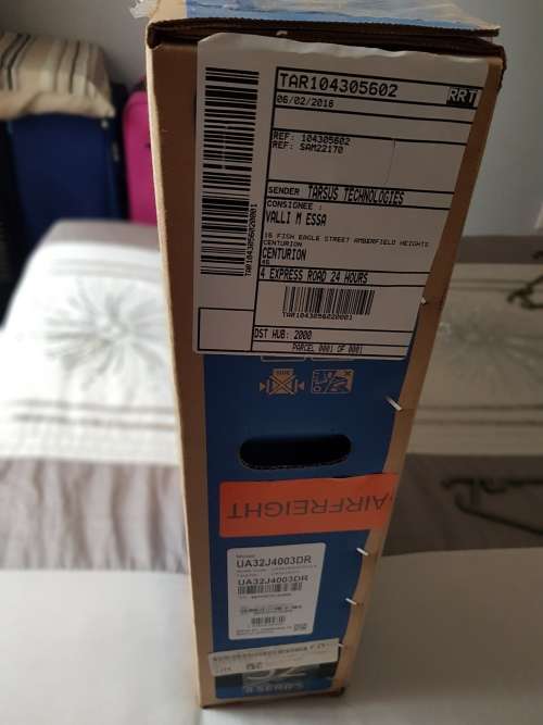 Brand new Samsung 32 inch HD TV