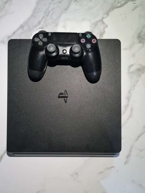 Ps4 Sony playstation 4(games in description)