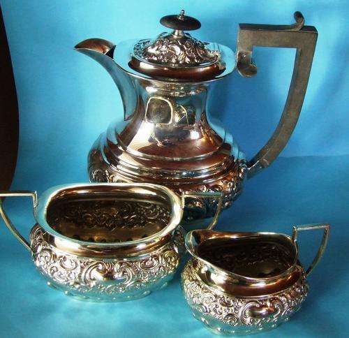 SUPERBE! King George J Collyer & Co Ltd Hall marked Silver plated tea set