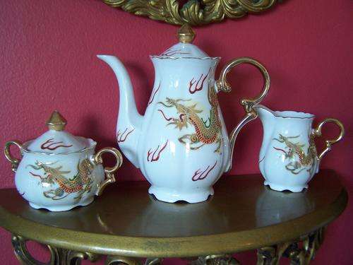 Lovely Hand Painted 3 Piece Dragon coffee set