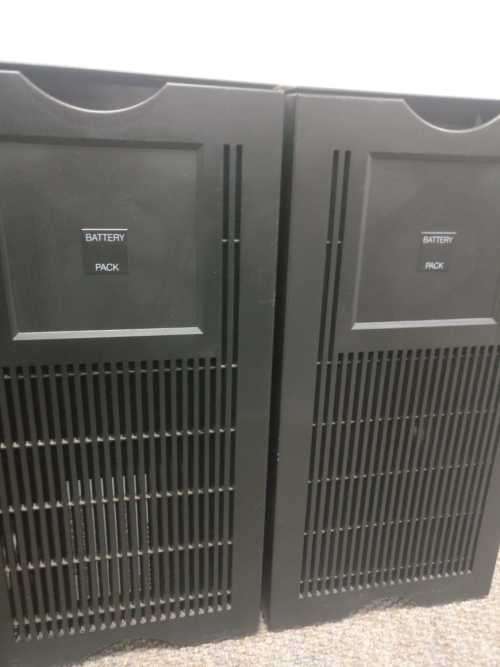 APC Smart-UPS XL 2200VA + 2 x APC Smart-UPS XL 48V Battery Pack + sensors (NO RESERVE)