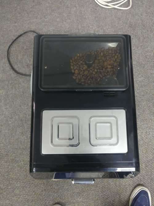 Rooma A9 Fully Automatic Coffee Machine with Fridge (NO RESERVE)