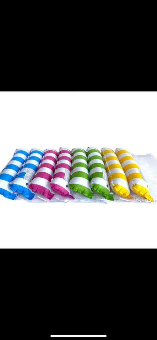 Inflatable pool hammocks