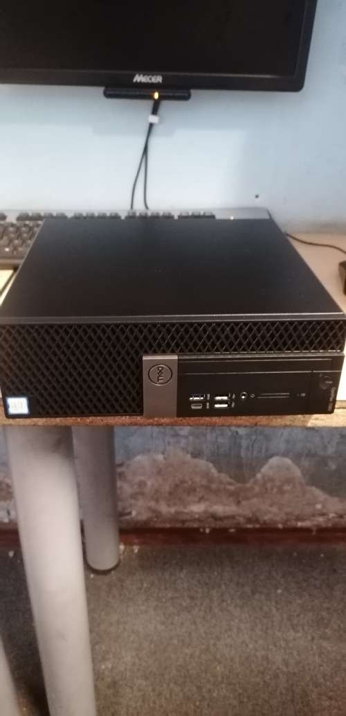 High End Beast, Dell Optiplex 7060,i7 8th, 512GB SSD, 16GB, 1TB, Windows 10 Worth R33000. 00