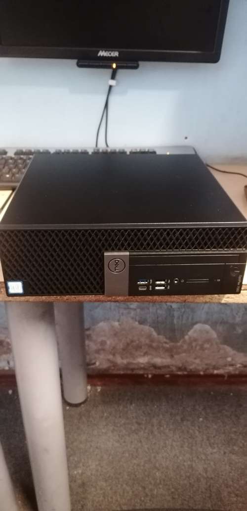 High End Beast, Dell Optiplex 7060,i7 8th, 512GB SSD, 16GB, 1TB, Windows 10 Worth R33000. 00