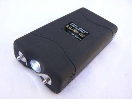 " 2 on auction " 3.8 Million Volt Stun gun - Compact Design