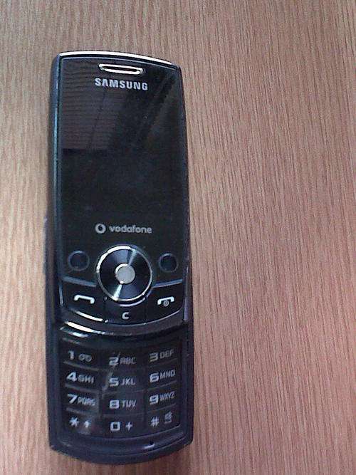 Fair Condition Samsung J 700 Cellphone ****** Bargain!