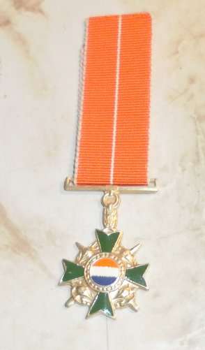 HONORIS CRUX GOLD MINIATURE