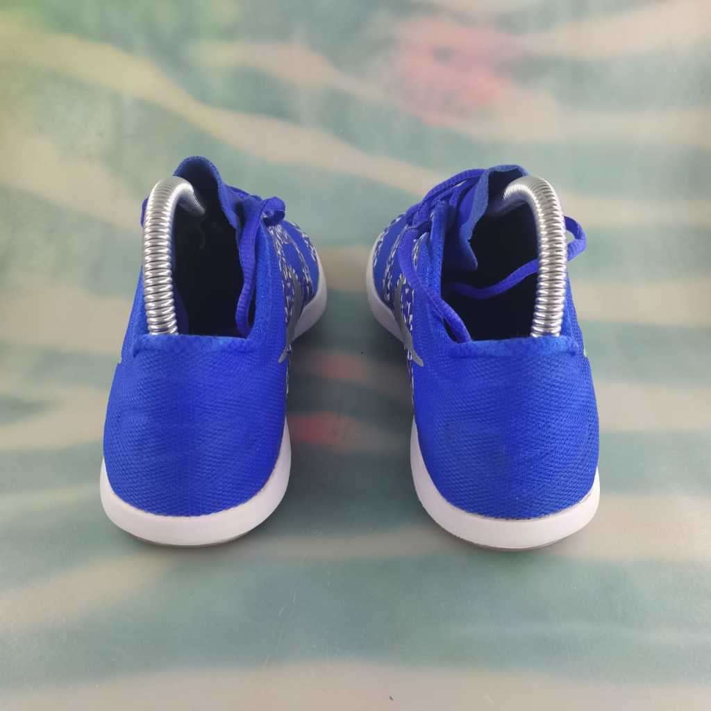 Nike training sneakers