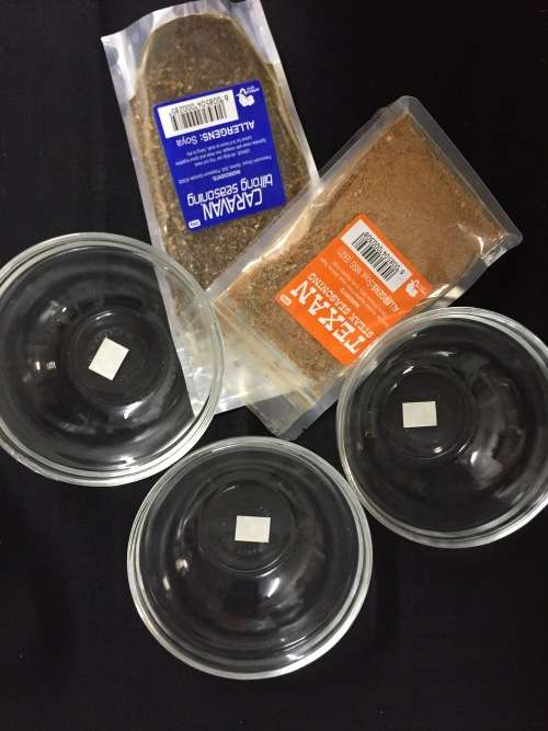 3 Assorted Sauce Bowls & 1x Texas Steak Seasoning & 1x Caravan Biltong 200g Hamper 4 CLEARANCE SALE