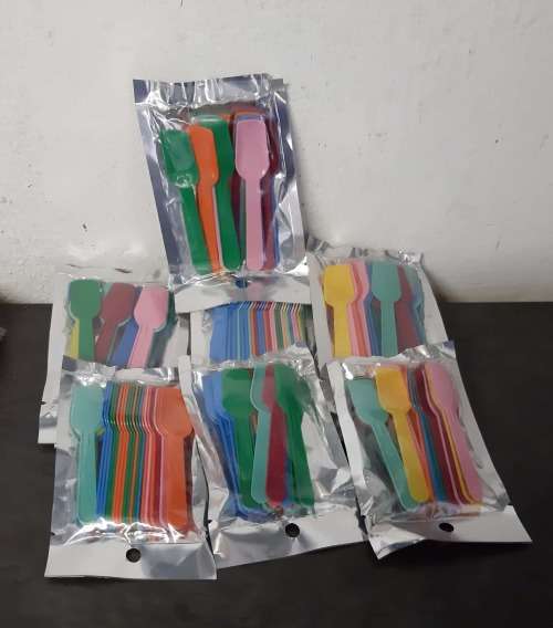 Plastic lce Cream Spoon - Pack of 250 per 1 Bid  :CLEARANCE SALE