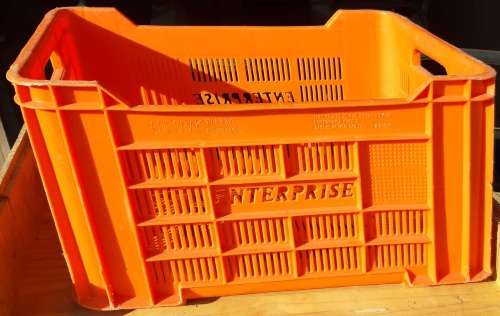 Jolly Home Ventilated Crate:CLEARANCE SALE