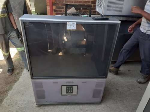 LARGE TV SAMSUNG THEATRE TYPE