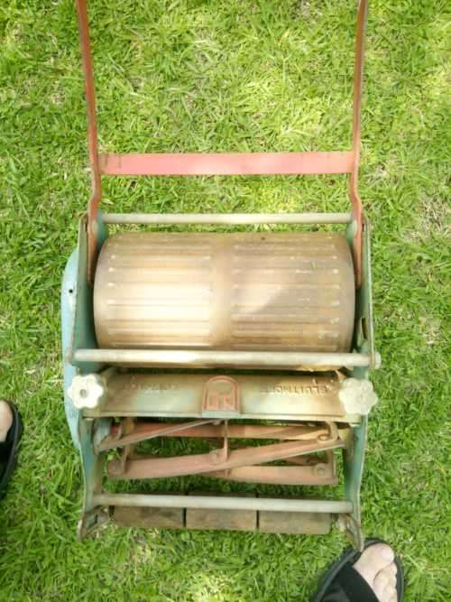 Manual Lawn Mower Excellent Working Condition